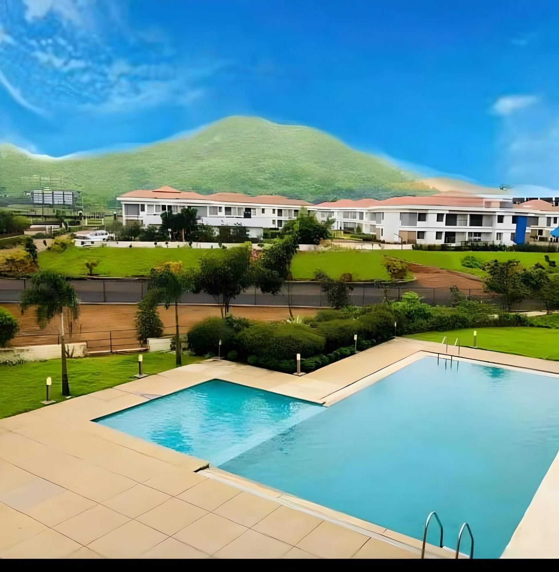 Mizzle Exotica Lonavala Apartment Exterior photo